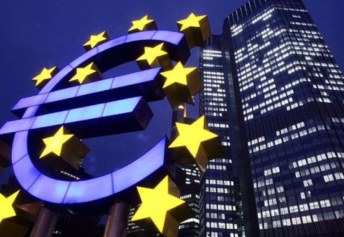 BCE menține dobânzile și minimalizează aprecierea euro