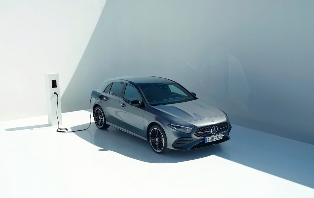 Cum Plug-in Hybrid-urile Mercedes-Benz oferă performanță și economii semnificative
