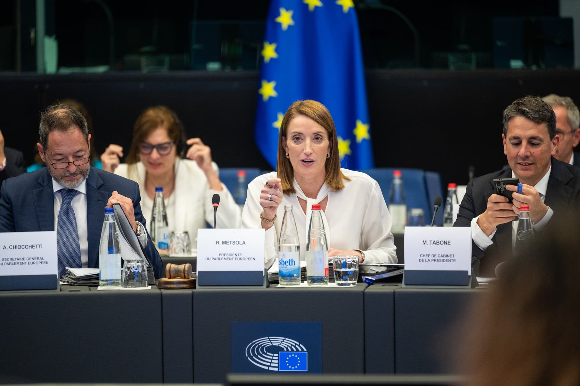 Grupurile S&D și Greens/EFA acuză Patriots for Europe de folosirea necorespunzătoare a banilor Parlamentului European