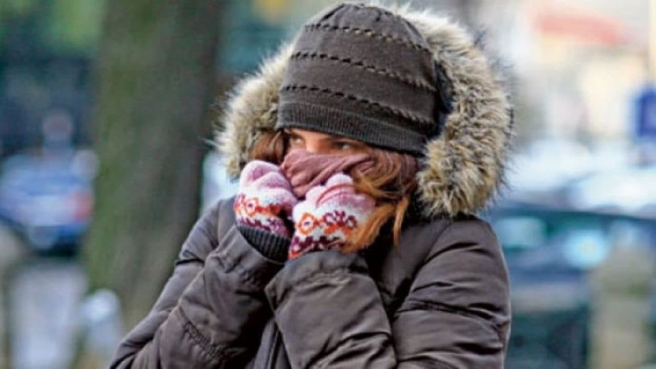 Meteorologii au prelungit până joi atenţionările de ger. Valul de frig va cuprinde toată țara