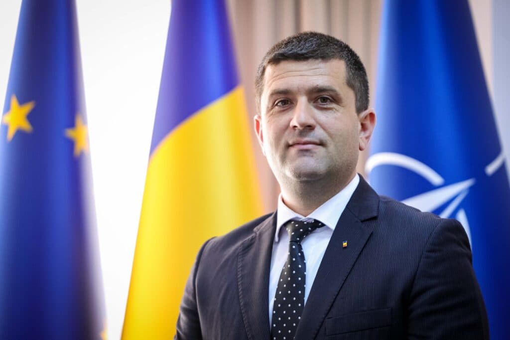 Radu Miruță, la Bruxelles. Securitatea Ucrainei și inovațiile în apărare sunt teme pe agenda reuniunilor CAE și NATO