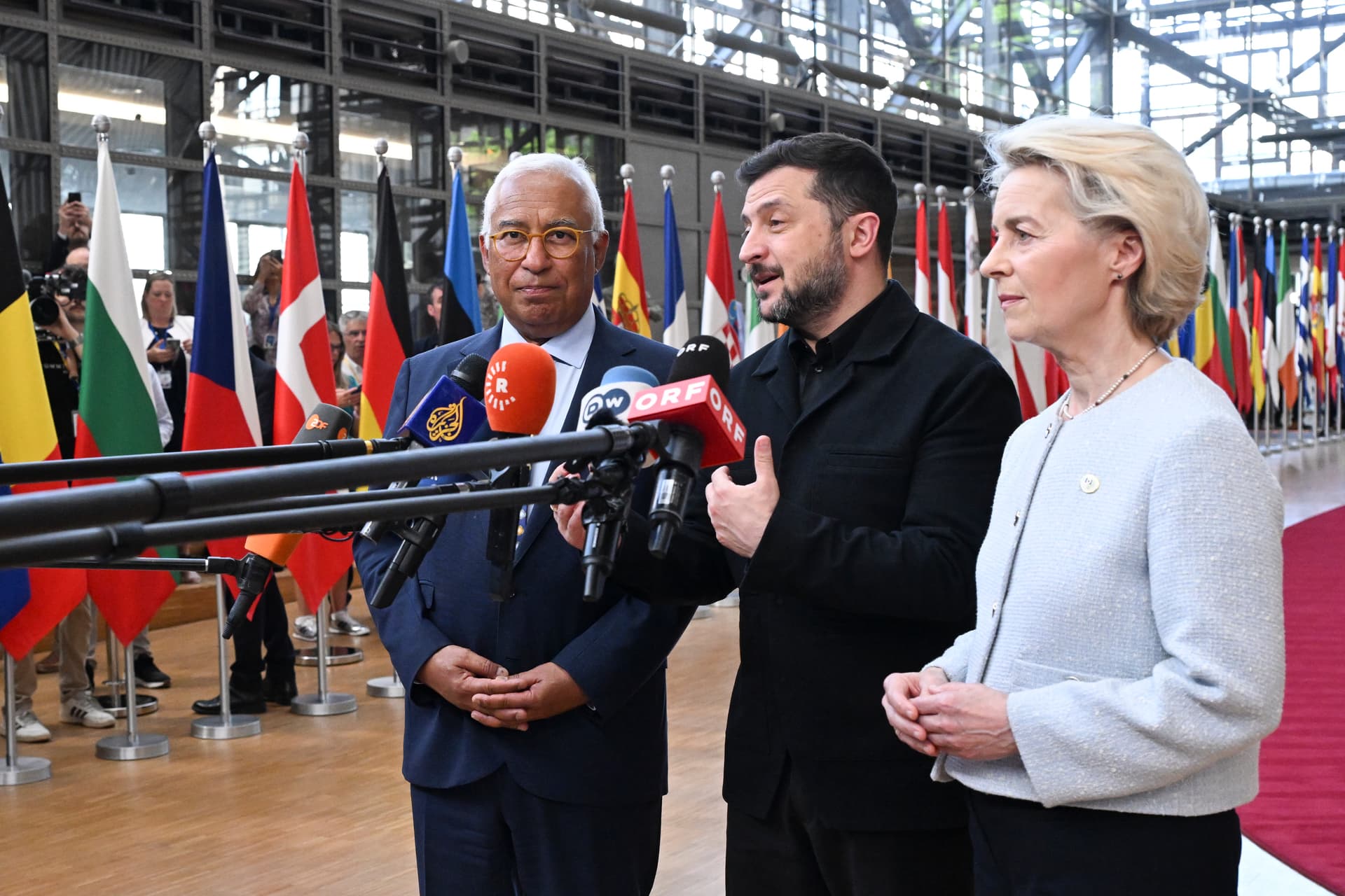 Uniunea Europeană promite Ucrainei 90 de miliarde de euro și noi pași în negocierile de aderare