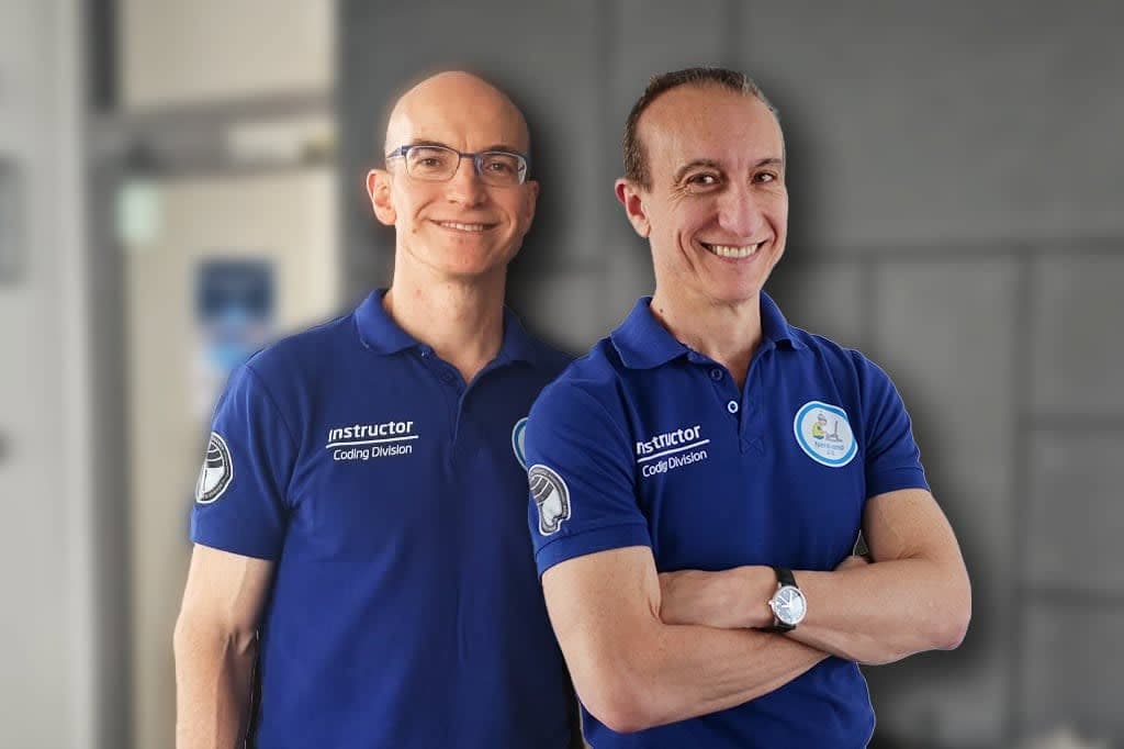 Doi români geniali, foști angajați Google s-au întors în țară pentru a-i învăța informatică pe elevi: „E nevoie de gândire critică, nu de dopaj cu rețete”