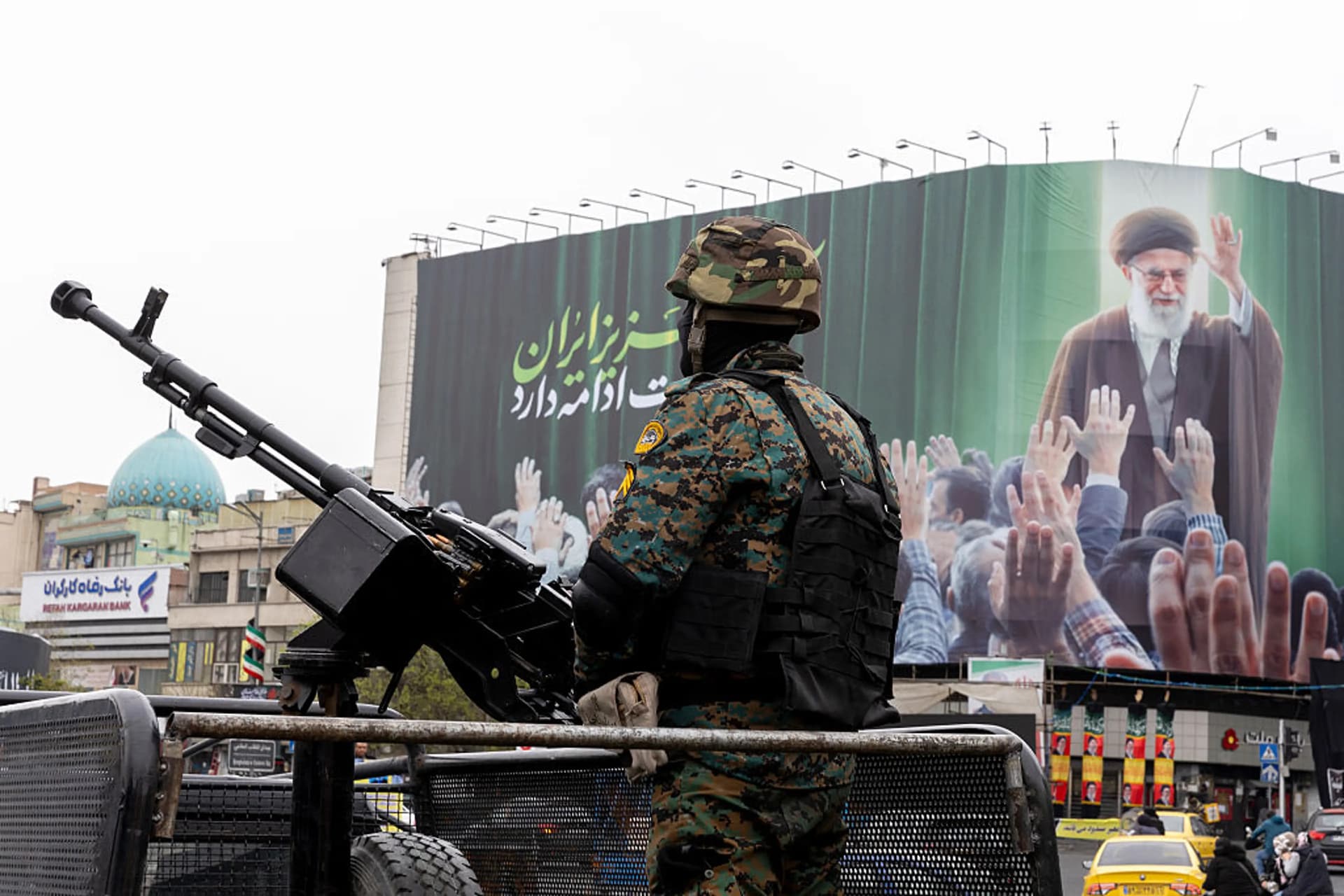 Business în vremuri de război. Cum a încasat Iranul 18 miliarde de dolari din petrol în plin conflict și în ciuda sancțiunilor