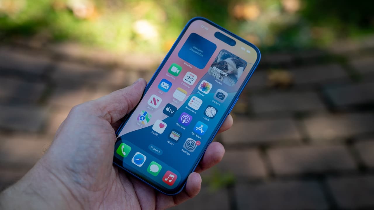 Apple schimbă regulile jocului. iPhone-ul va putea fi închiriat cu 18 dolari pe lună