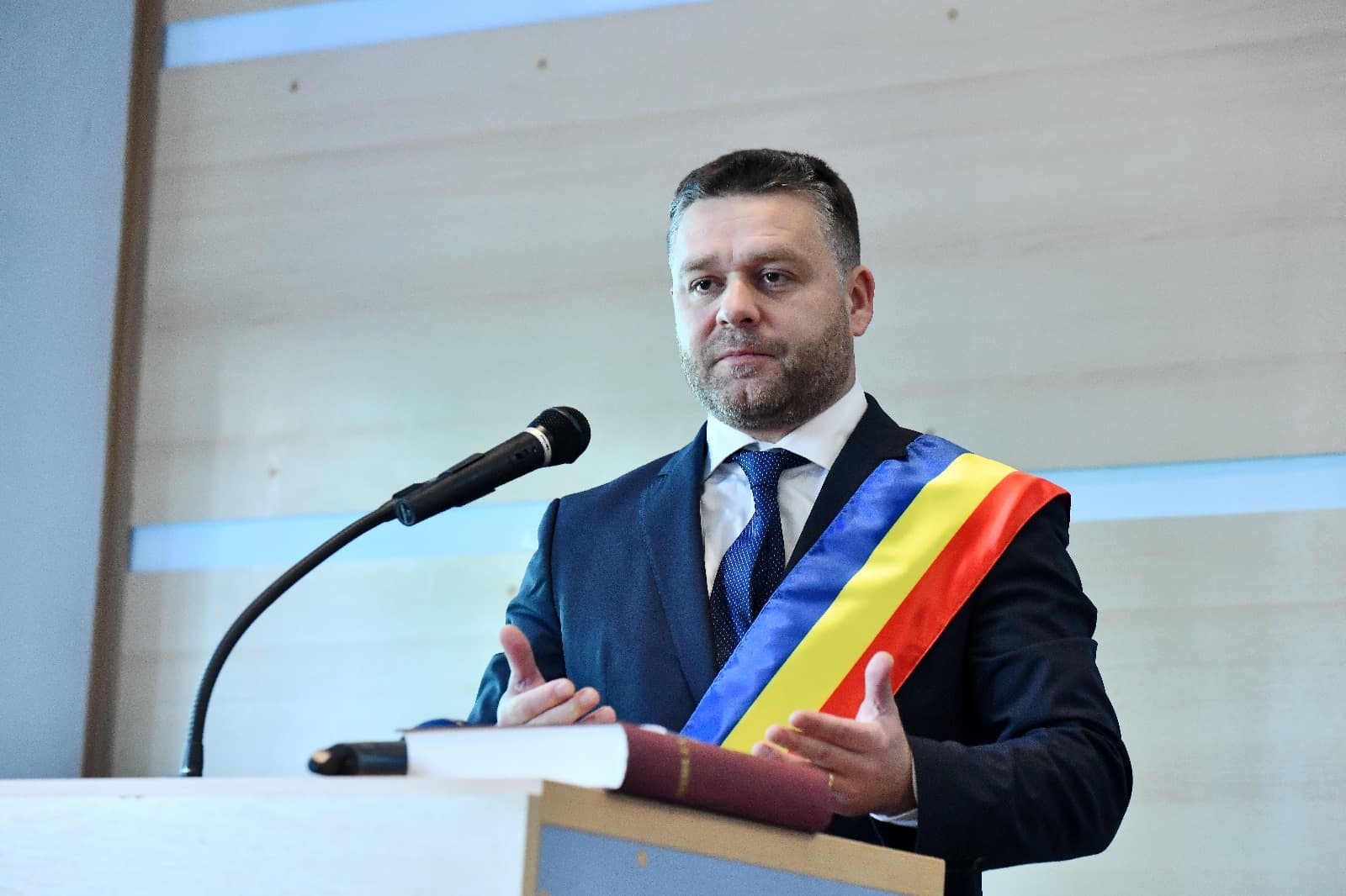Ciucu nu are majoritate în Consiliul General, dar negociază cu AUR şi PSD