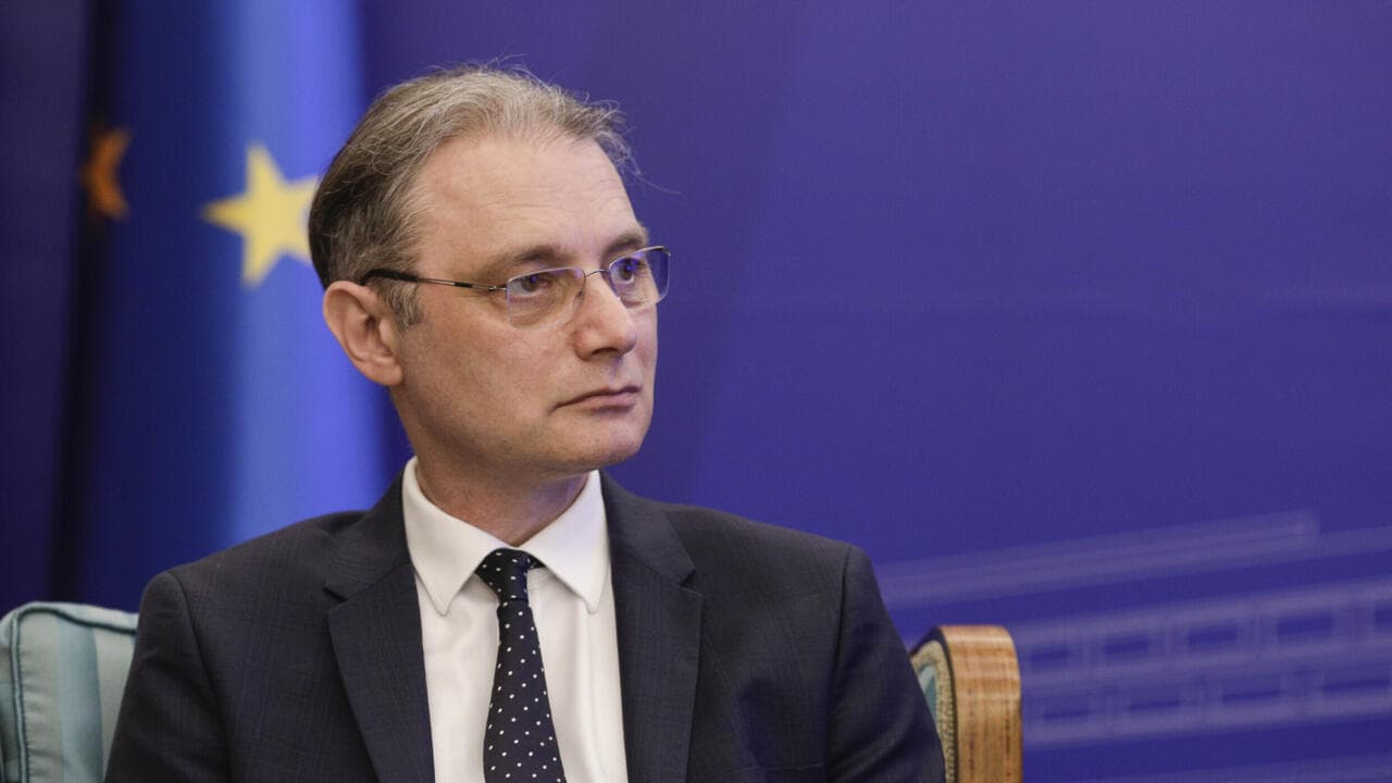 Luca Niculescu, desemnat premier. Fostul ambasador la Paris are 10 zile să ceară votul Parlamentului
