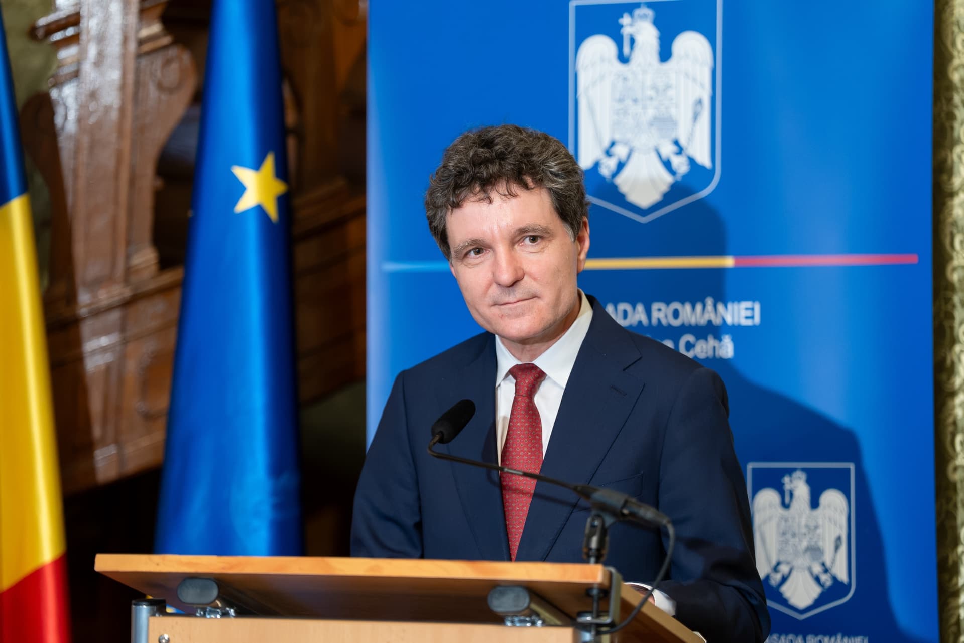 Nicuşor Dan, îndemn pentru Diaspora: Testaţi România!
